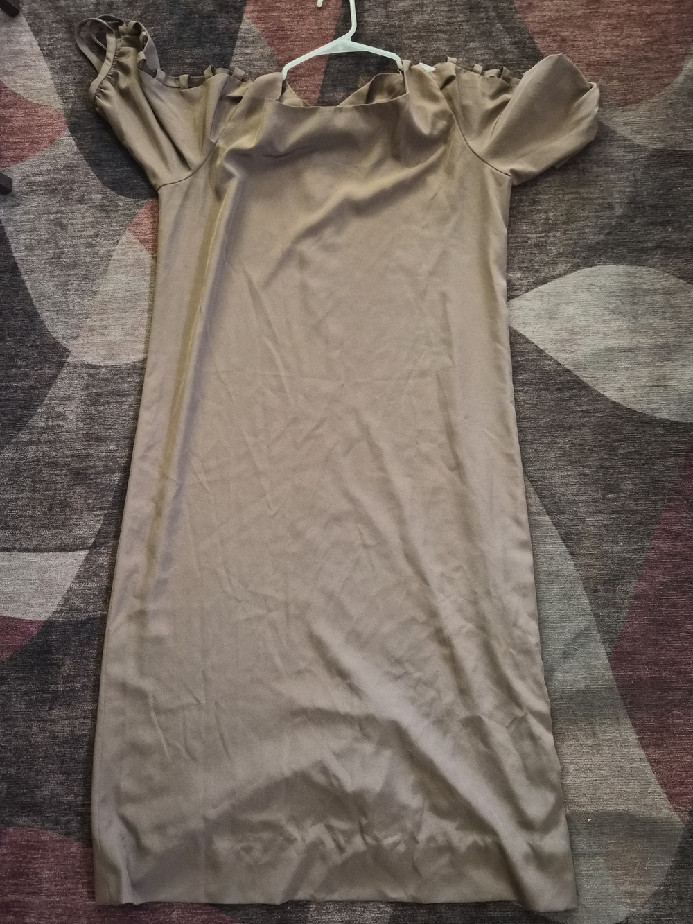 Doncaster Neutral Taupe-Brown Blouse Label Detail